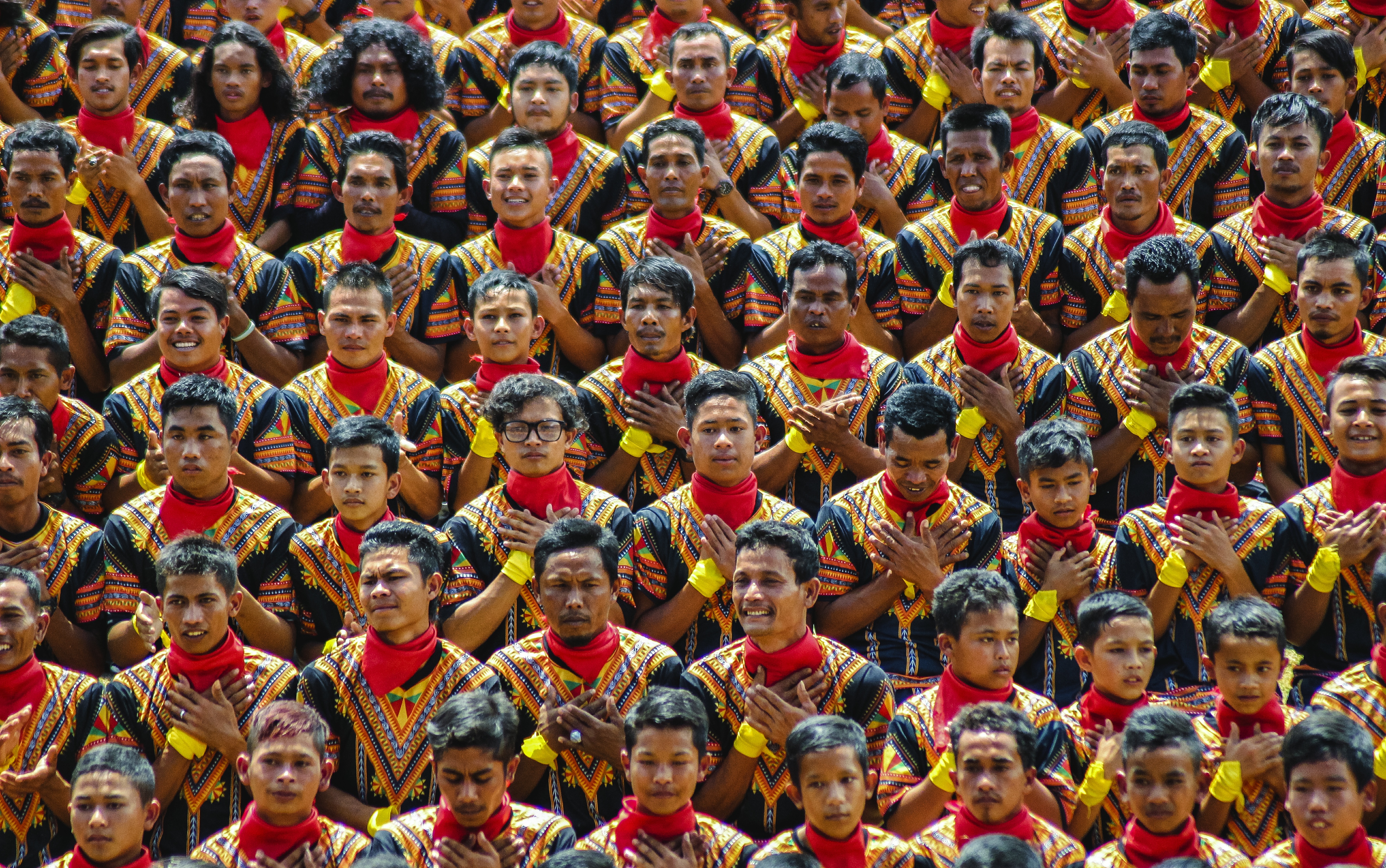 Pertunjukan Seni Tari Tradisional Saman